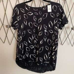 LOFT Tops - NWT Ann Taylor LOFT leaf-printed dark blue top LOFT Tops - NWT Ann Taylor LOFT leaf-printed dark blue top